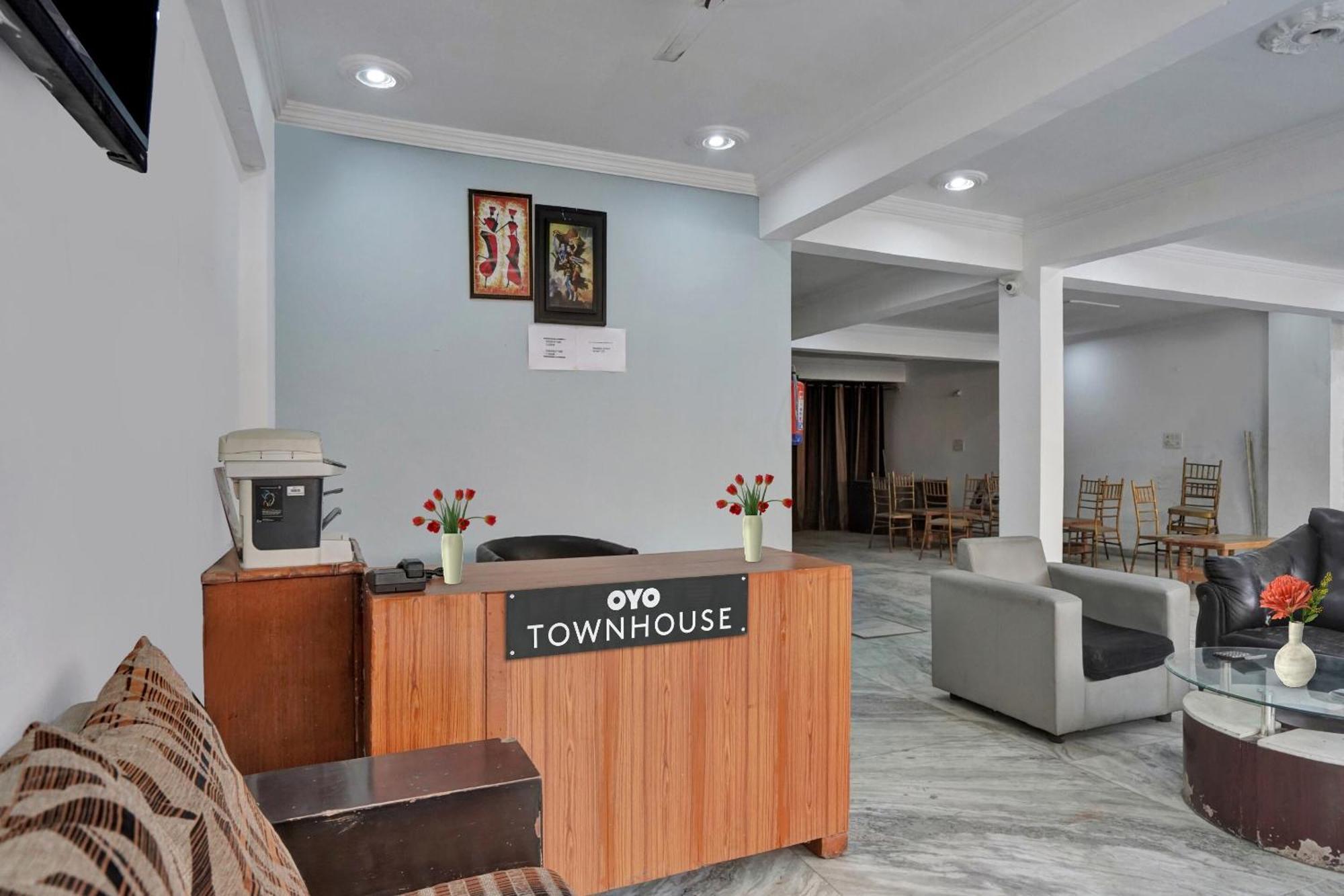 Hotel Collection O Samira Residency Near Botanic Garden Of Indian Republic Noida Exterior foto